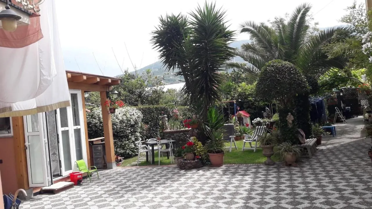 L'Angolo Di Chiavari Bed & Breakfast Italy